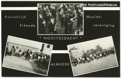 ansichtkaart: Almkerk, Koninklijke Muziekvereniging 'Nooitgedacht'