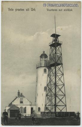 ansichtkaart: Urk, Vuurtoren met mistklok