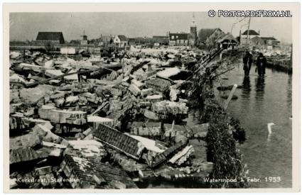 ansichtkaart: Stavenisse, Kerkstraat. Watersnood 1 Febr. 1953
