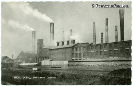 ansichtkaart: Budel, Zinkfabriek Dorplein