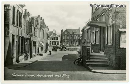 ansichtkaart: Nieuwe-Tonge, Voorstraat met Ring