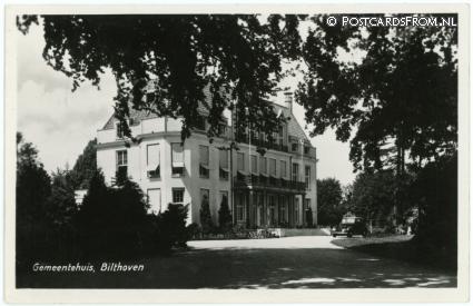 ansichtkaart: Bilthoven, Gemeentehuis