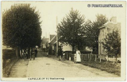 ansichtkaart: 's-Grevelduin-Capelle, Capelle. Stationsweg