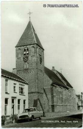 ansichtkaart: Geldermalsen, Ned. Herv. Kerk