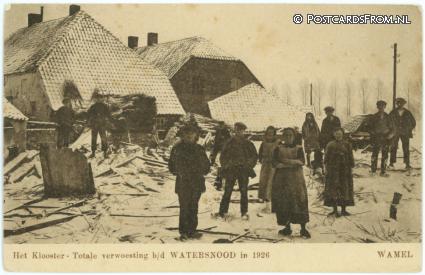 ansichtkaart: Wamel, Het Klooster - Totale verwoesting b.d. Watersnood in 1926