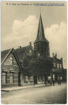 ansichtkaart: Oldemarkt, R.K. Kerk en Pastorie