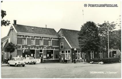 ansichtkaart: Deurningen, 't Centrum