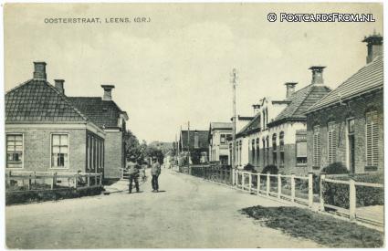 ansichtkaart: Leens, Oosterstraat