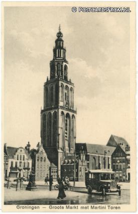 ansichtkaart: Groningen, Groote Markt met Martini Toren