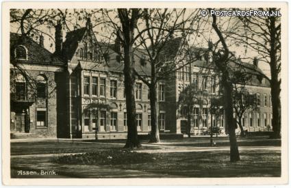 ansichtkaart: Assen, Brink