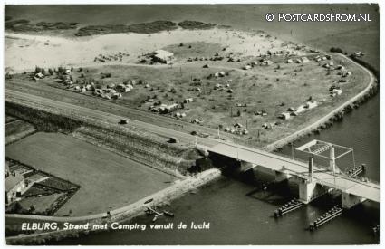 ansichtkaart: Elburg, Strand met Camping vanuit de lucht