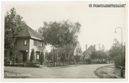 ansichtkaart: Ermelo, Azalealaan hoek Rozenlaan