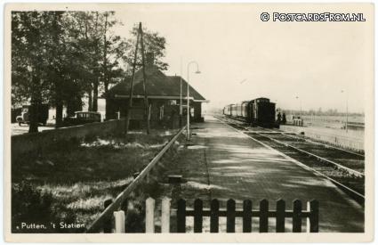 ansichtkaart: Putten, 't Station