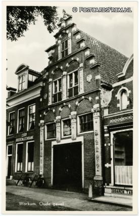 ansichtkaart: Workum, Oude Gevel. Coop. Boerenleenbank