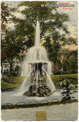 ansichtkaart: Schiedam, Fontein in de Plantage