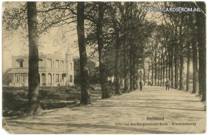 ansichtkaart: Helmond, Villa van den Burgemeester Aarle - Rikstelscheweg