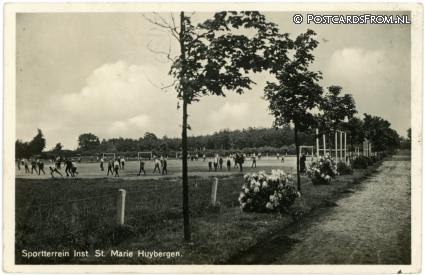 ansichtkaart: Huijbergen, Sportterrein Inst. St. Marie