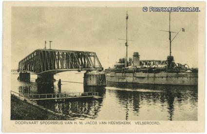 ansichtkaart: Velseroord, Doorvaart Spoorbrug H.M. Jacob van Heemskerk