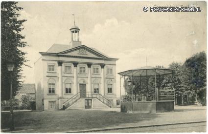 ansichtkaart: Zundert, Gemeentehuis