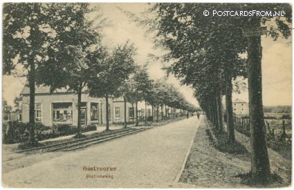 ansichtkaart: Oostvoorne, Stationsweg