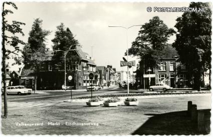 ansichtkaart: Valkenswaard, Markt - Eindhovenscheweg