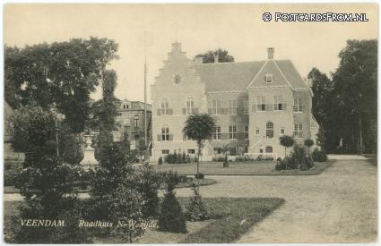 ansichtkaart: Veendam, Raadhuis N.W. zijde