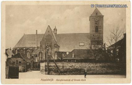 ansichtkaart: Naaldwijk, Gereformeerde of Groote Kerk