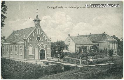 ansichtkaart: Mookhoek, Evangelisatie - Schoolgebouw