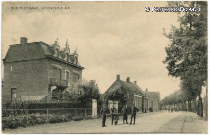 ansichtkaart: Hoogerheide, Dorpsstraat