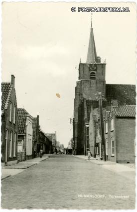 ansichtkaart: Numansdorp, Torenstraat