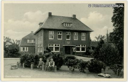 Oosterwolde FR, Raadhuis ansichtkaart: Oosterwolde FR, Raadhuis