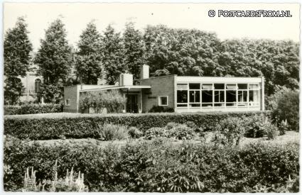 ansichtkaart: Anna Paulowna, R.K. Kleuterschool