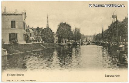 ansichtkaart: Leeuwarden, Stadgrachtswal