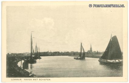 ansichtkaart: Lemmer, Haven met Schepen