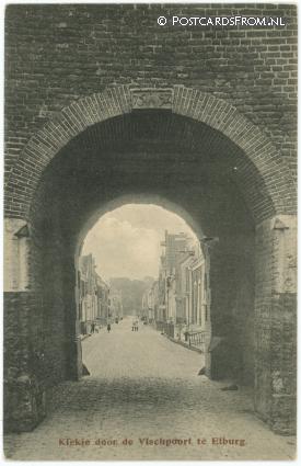 ansichtkaart: Elburg, Kiekje door de Vischpoort